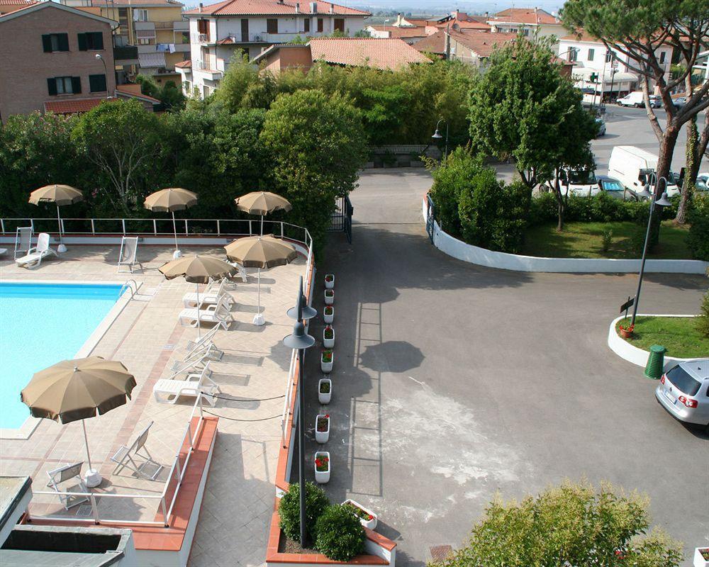 PFA Hotel La Darsena Scarlino Exterior foto